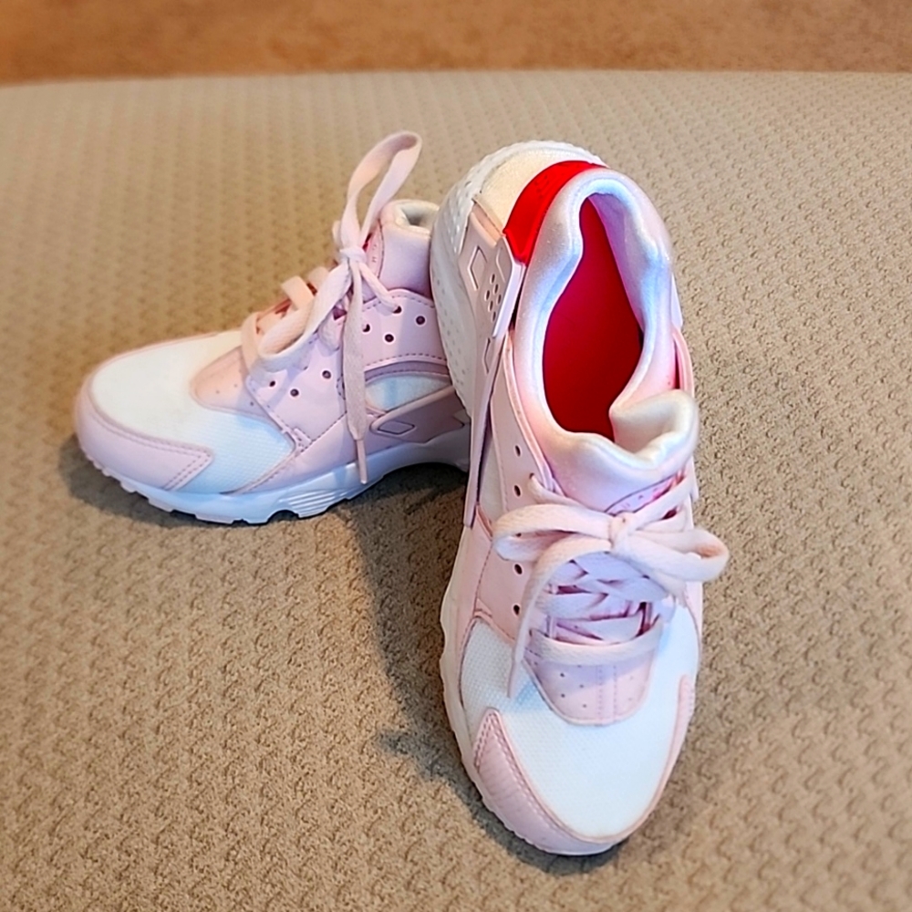 Nike Huarache Run (Pink/White)